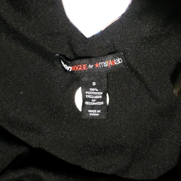 Teen Vogue collab with Macy's Style Labs beaded peacock cami size S - Picture 8 of 10